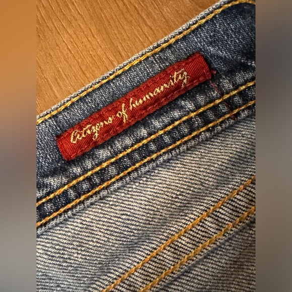 Citizens of Humanity Ingrid 002 Low Waist Stretchy Denim CutOff Shorts Size 29 - Picture 3 of 8